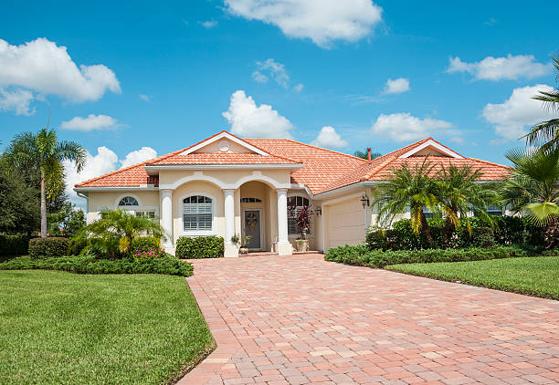 Best Custom Driveway Pavers  in Holiday Island, AR